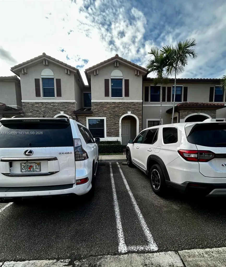 3320 W 92nd Place Hialeah FL 33018