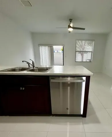 3320 W 92nd Place Hialeah FL 33018
