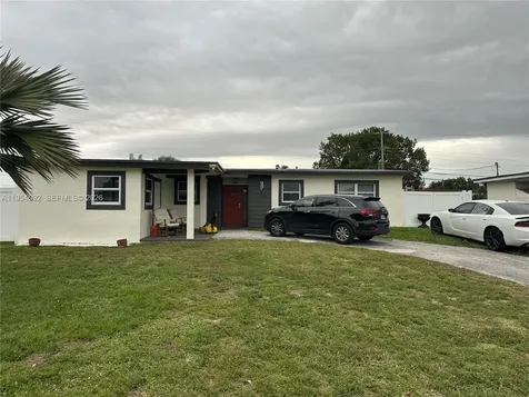 5700 SW 54th Terrace Davie FL 33314