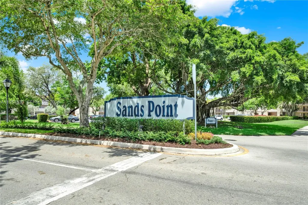 8320 Sands Point Boulevard Tamarac FL 33321