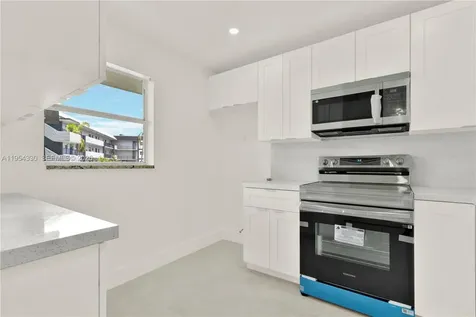 8320 Sands Point Boulevard Tamarac FL 33321