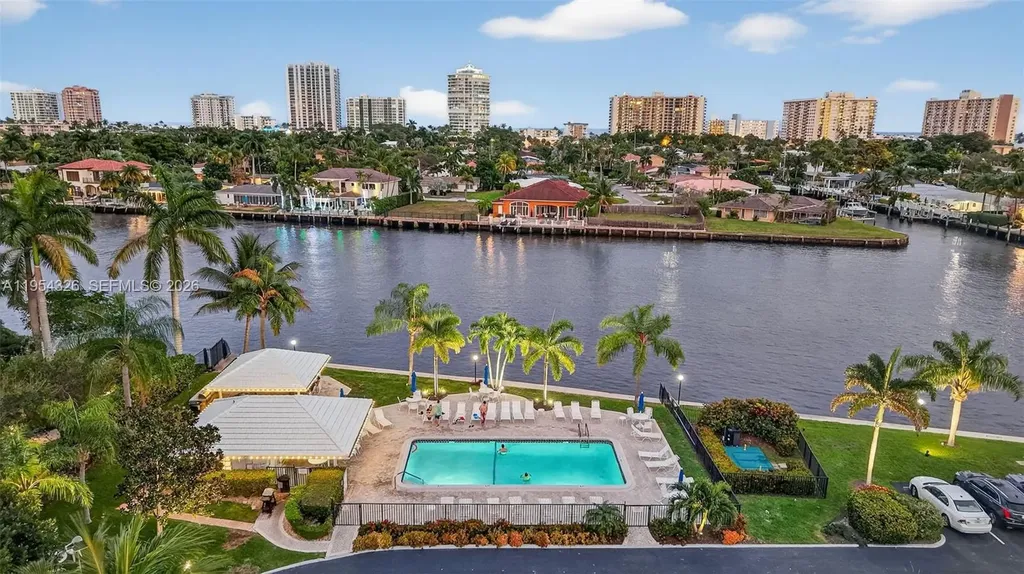 6471 Bay Club Drive Fort Lauderdale FL 33308