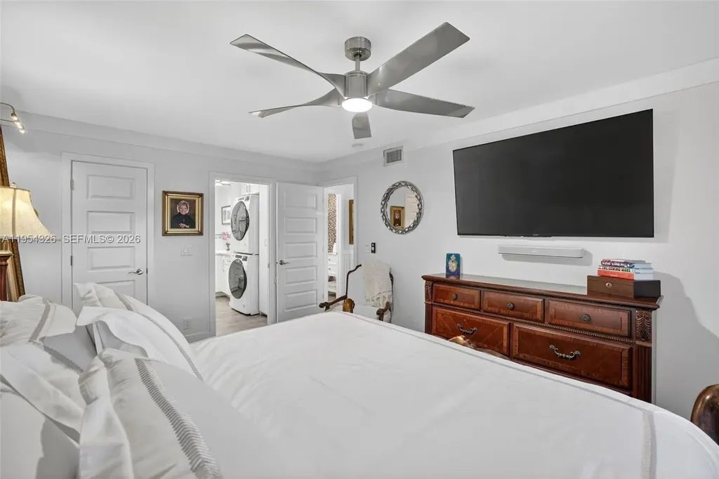 6471 Bay Club Drive Fort Lauderdale FL 33308