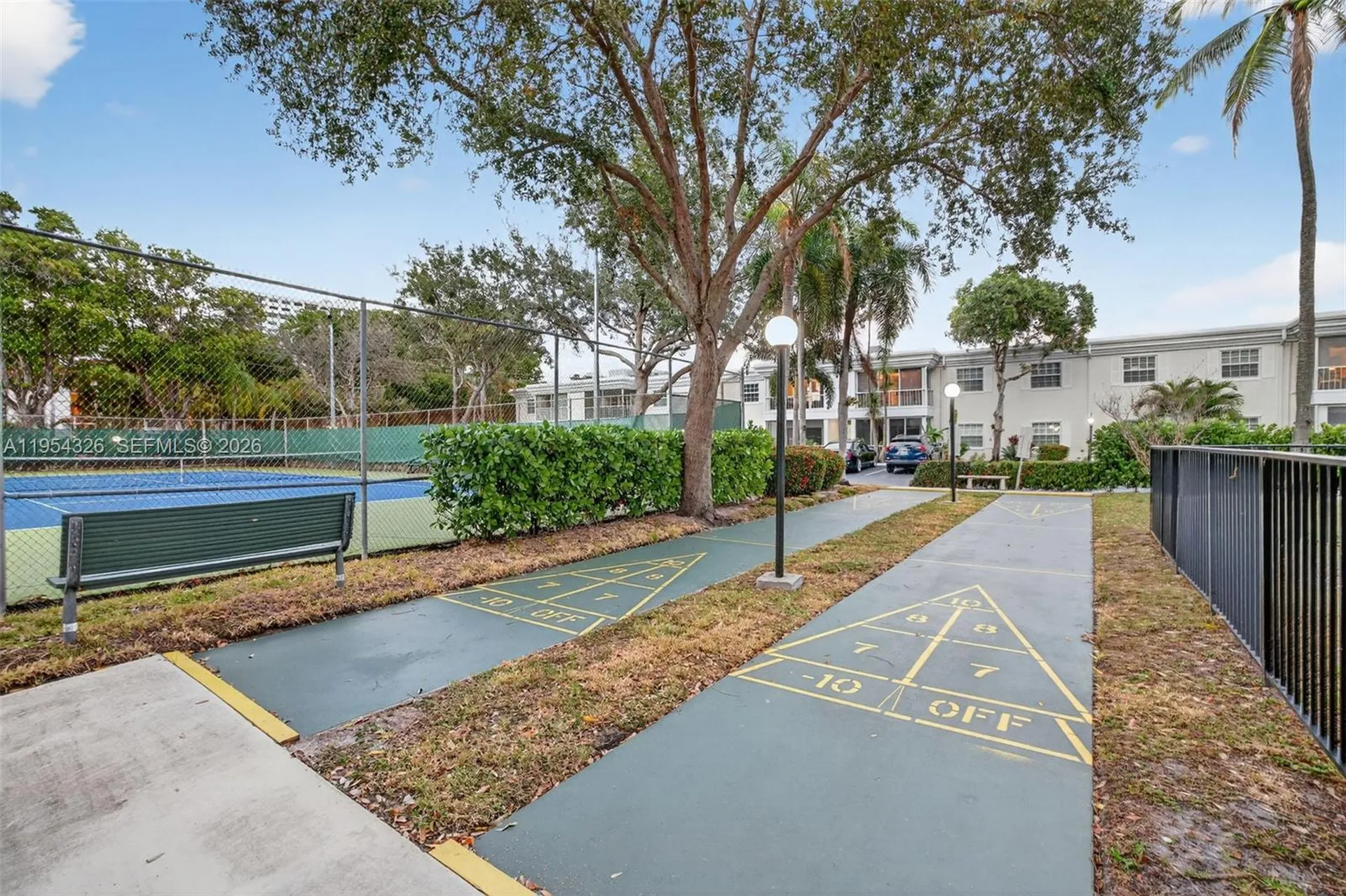 6471 Bay Club Drive Fort Lauderdale FL 33308