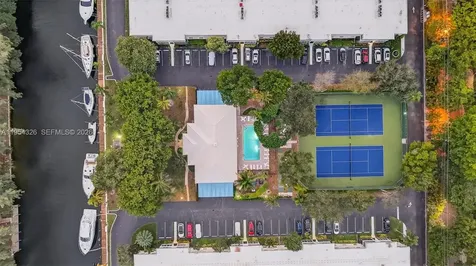 6471 Bay Club Drive Fort Lauderdale FL 33308