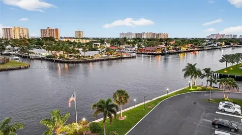6471 Bay Club Drive Fort Lauderdale FL 33308