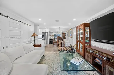 6471 Bay Club Drive Fort Lauderdale FL 33308
