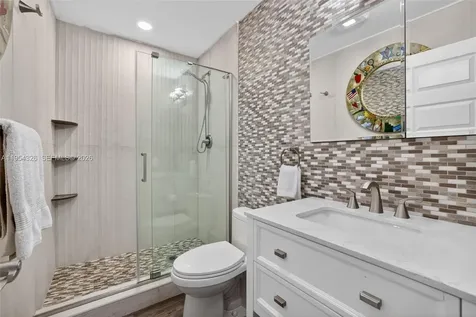 6471 Bay Club Drive Fort Lauderdale FL 33308