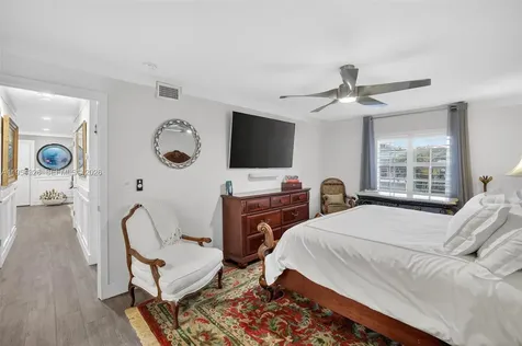 6471 Bay Club Drive Fort Lauderdale FL 33308