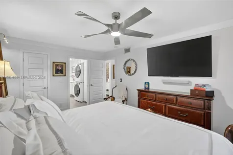 6471 Bay Club Drive Fort Lauderdale FL 33308