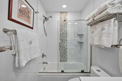6471 Bay Club Drive Fort Lauderdale FL 33308