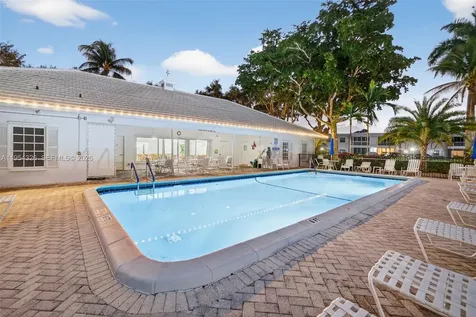 6471 Bay Club Drive Fort Lauderdale FL 33308