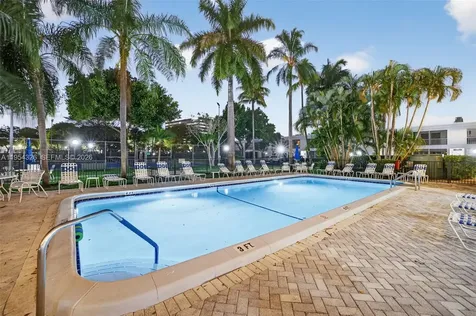 6471 Bay Club Drive Fort Lauderdale FL 33308