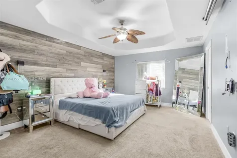 539 Summit Avenue S Lehigh Acres FL 33974