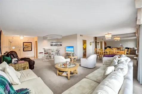 9801 Collins Avenue Bal Harbour FL 33154