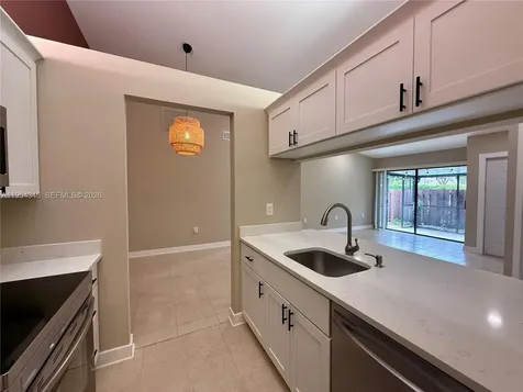 2550 N Nob Hill Road Sunrise FL 33322