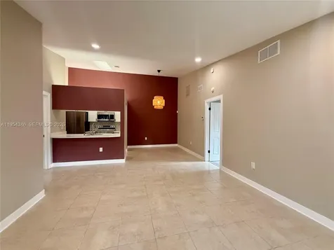 2550 N Nob Hill Road Sunrise FL 33322