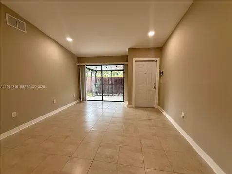 2550 N Nob Hill Road Sunrise FL 33322