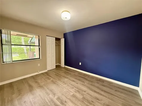 2550 N Nob Hill Road Sunrise FL 33322