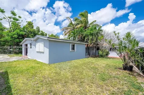 11950 SW 182nd Terrace Miami FL 33177