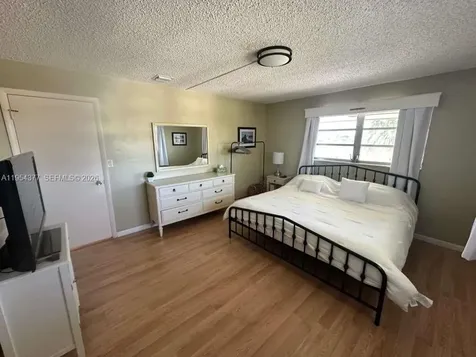 17001 NE 13th Avenue Miami FL 33162