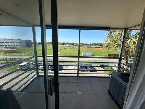 17001 NE 13th Avenue Miami FL 33162