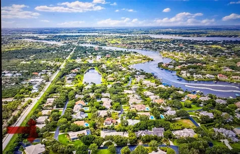 18265 SE Ridgeview Drive Tequesta FL 33469