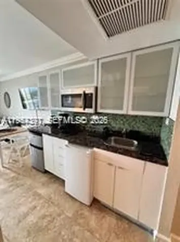 19201 Collins Avenue Sunny Isles Beach FL 33160