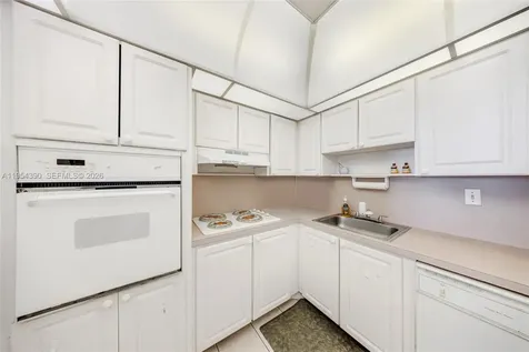 19370 Collins Avenue Sunny Isles Beach FL 33160