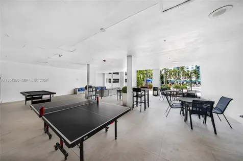 19370 Collins Avenue Sunny Isles Beach FL 33160