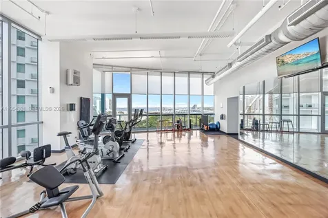 888 Biscayne Boulevard Miami FL 33132
