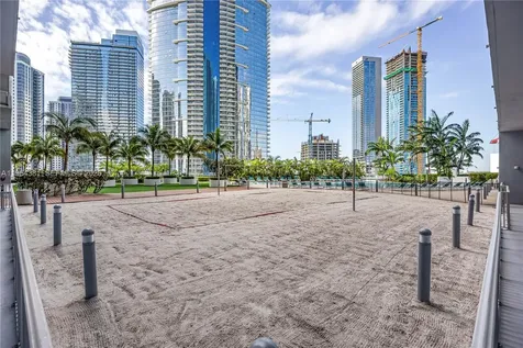 888 Biscayne Boulevard Miami FL 33132