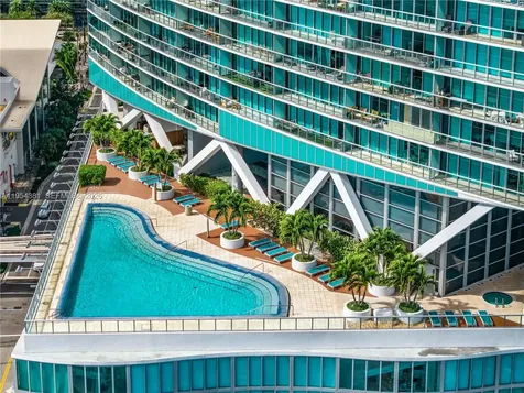 888 Biscayne Boulevard Miami FL 33132