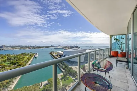 888 Biscayne Boulevard Miami FL 33132