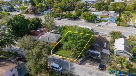 7552 NE Miami Court Miami FL 33138