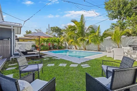 1041 NW 73rd Street Miami FL 33150
