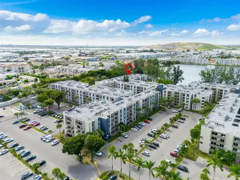 10000 NW 80th Court Hialeah FL 33016