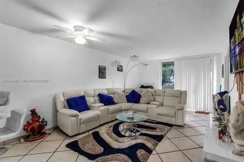 10000 NW 80th Court Hialeah FL 33016
