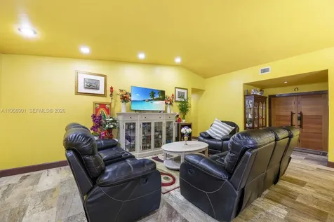 13850 SW 285th Terrace Homestead FL 33033