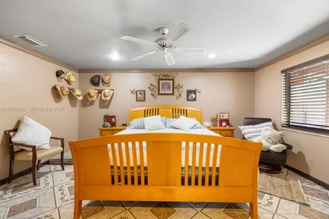 13850 SW 285th Terrace Homestead FL 33033