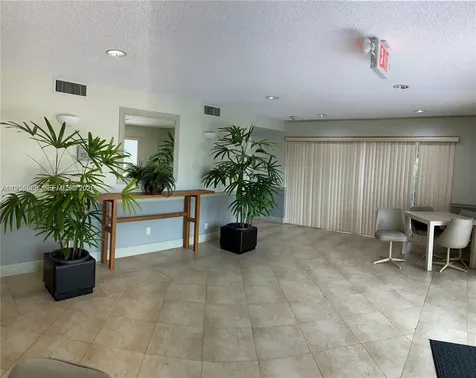 7900 Camino Circle Miami FL 33143