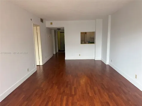 7900 Camino Circle Miami FL 33143