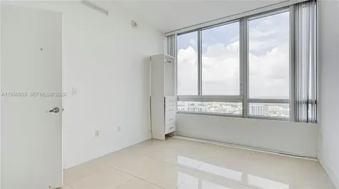 90 SW 3rd Street Miami FL 33130