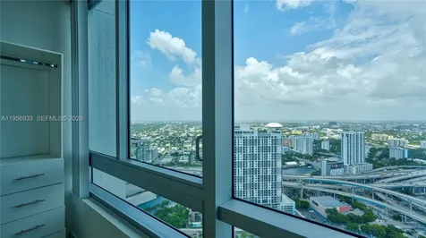 90 SW 3rd Street Miami FL 33130