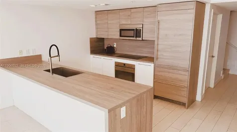 400 Sunny Isles Boulevard Sunny Isles Beach FL 33160