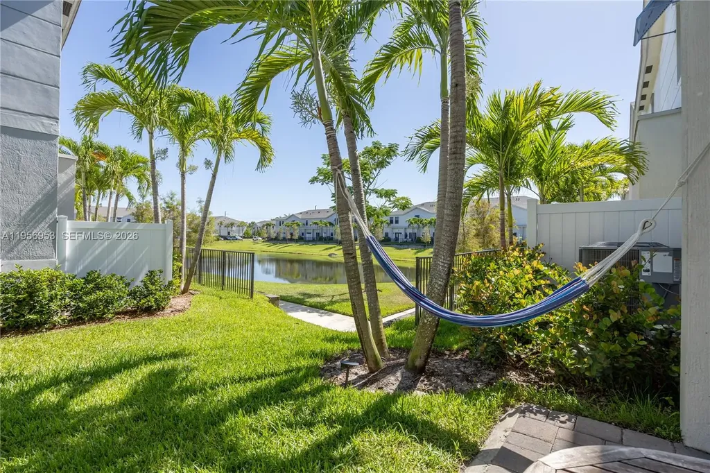369 NW 8th Court Pompano Beach FL 33060