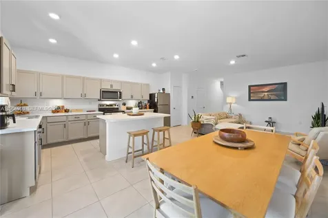 369 NW 8th Court Pompano Beach FL 33060