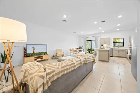 369 NW 8th Court Pompano Beach FL 33060
