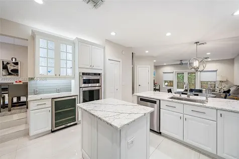 32 Grand Bay Circle Juno Beach FL 33408