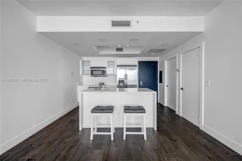 888 Biscayne Boulevard Miami FL 33132